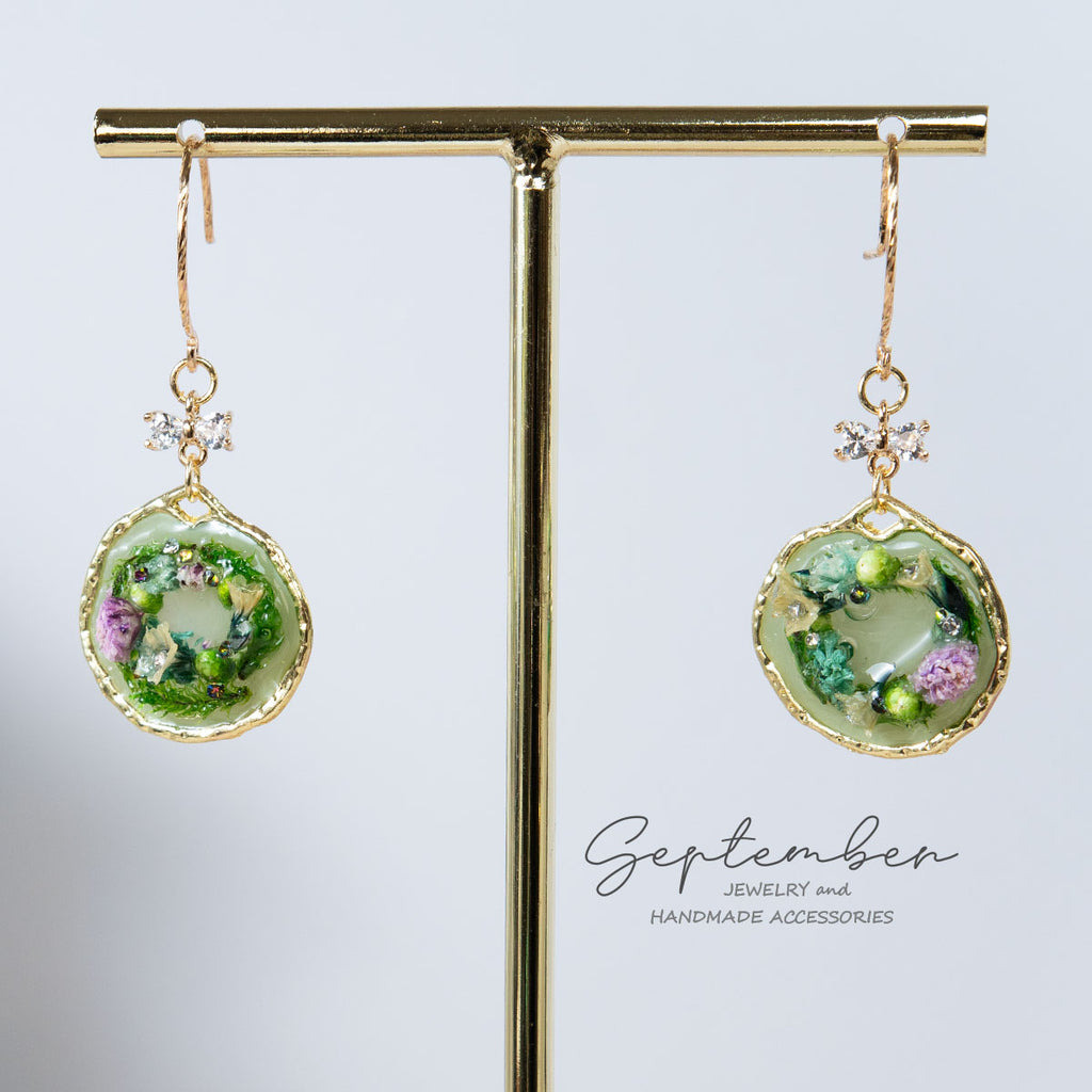 Miniature Wreath Earrings with Shiny Bow - September Jewelry